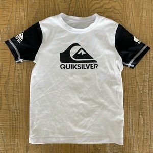 Quiksilver boys rashguard